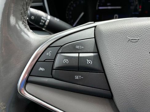 Used 2018 Cadillac XT5 Luxury w/ Driver Awareness Package AWD/4WD image 20