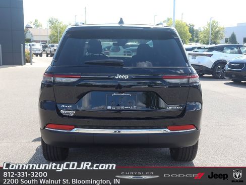 New 2025 Jeep Grand Cherokee Limited image 6
