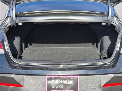 Used 2025 Hyundai Elantra SEL image 6