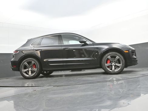 Used 2025 Porsche Macan S AWD/4WD image 37