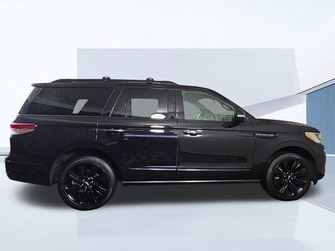 Used 2024 Lincoln Navigator Reserve w/ Equipment Group 201A image 8