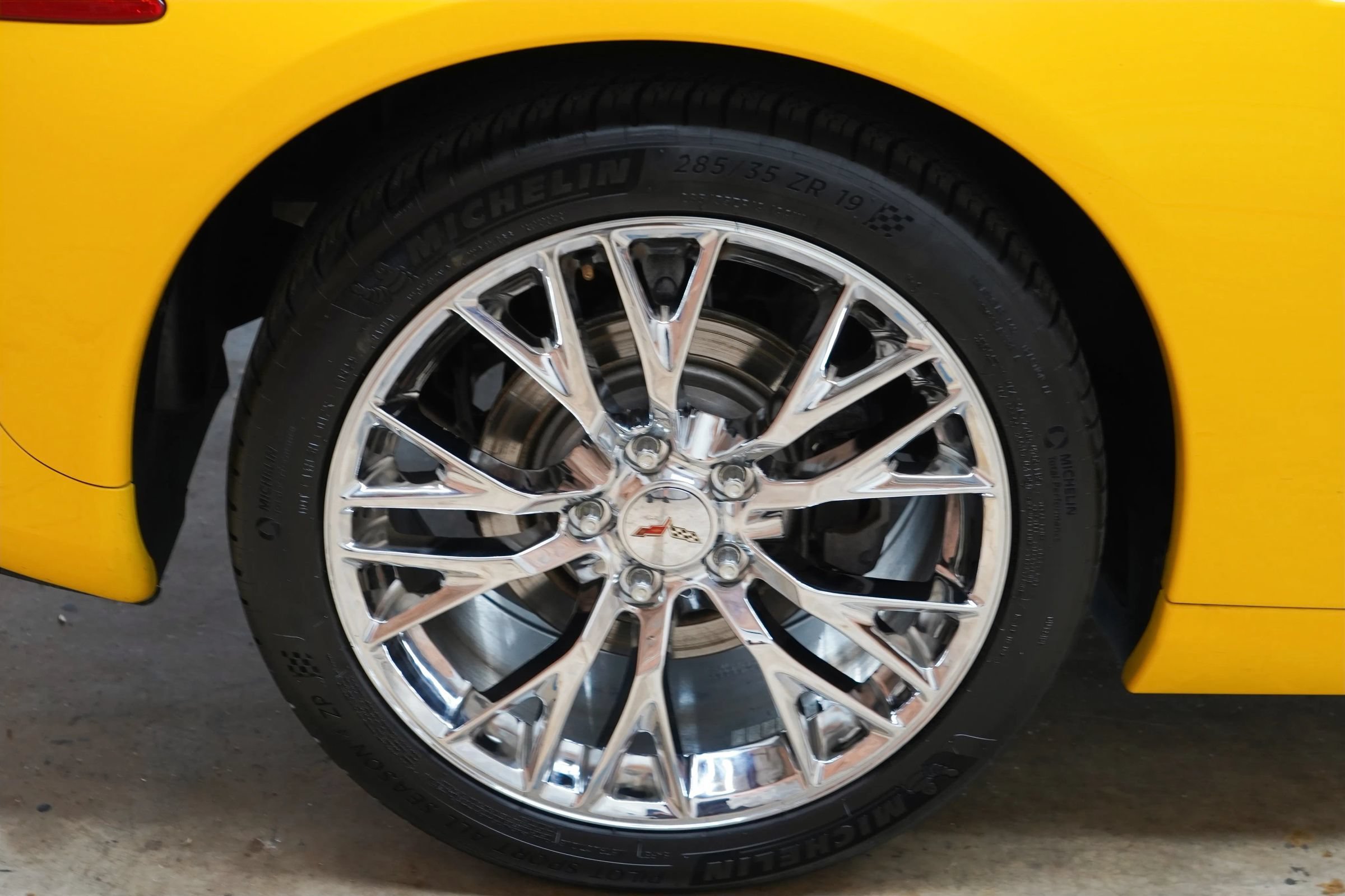 Used 2012 Chevrolet Corvette Coupe w/ Roof Package RWD image 68