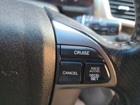 Used 2011 Honda Odyssey EX-L image 31