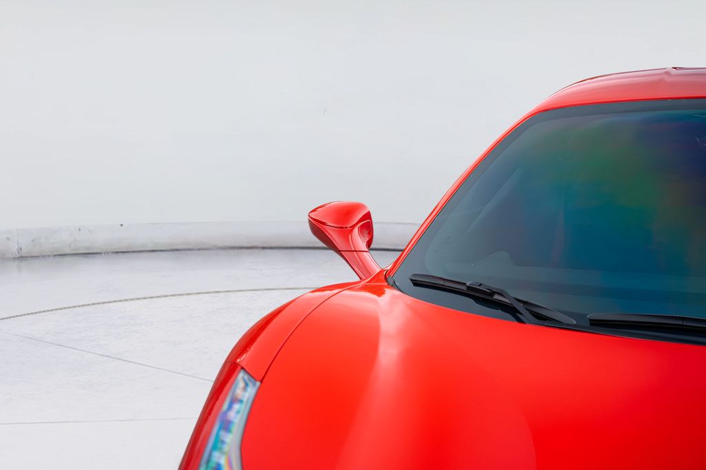 Used 2016 Ferrari 488 GTB RWD image 7