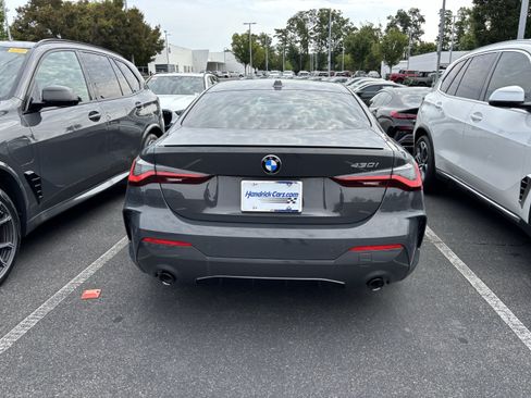 Used 2024 BMW 430i Coupe w/ M Sport Package RWD image 9