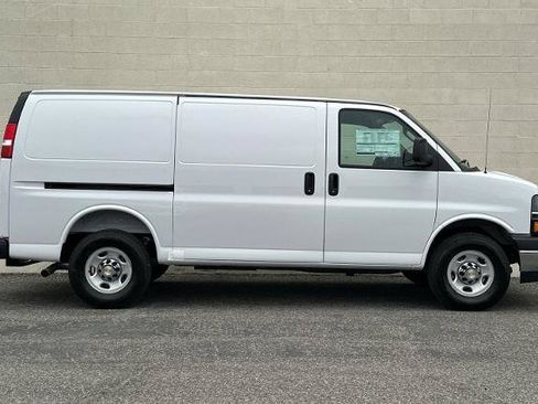 New 2026 Chevrolet Express 2500 w/ Driver Convenience Package RWD image 3