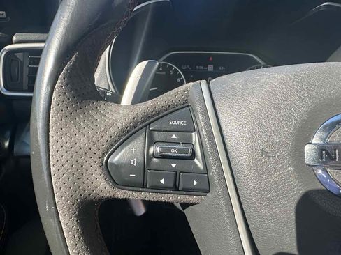 Used 2019 Nissan Maxima SR w/ Premium Package FWD image 19