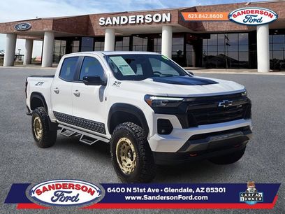 Used 2024 Chevrolet Colorado Z71 w/ Z71 Convenience Package 2