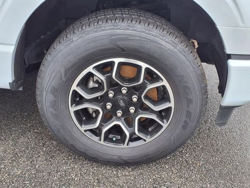 Used 2022 Ford F150 Lariat w/ Equipment Group 502A High image 10