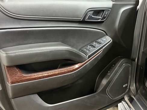 Used 2020 GMC Yukon SLT AWD/4WD image 12