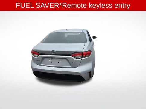 Used 2024 Toyota Corolla LE image 3
