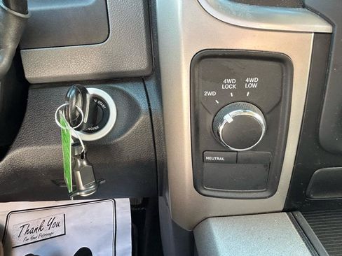 Used 2013 RAM 1500 Express AWD/4WD image 23