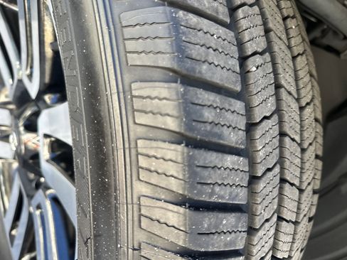 Used 2022 Toyota 4Runner Limited image 14