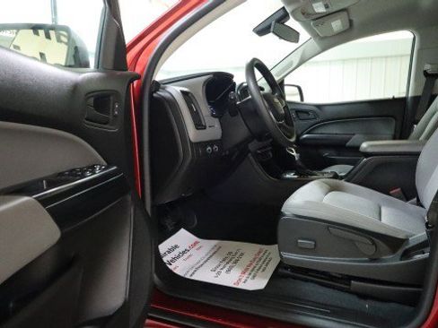 Used 2022 Chevrolet Colorado W/T w/ Custom Special Edition image 9