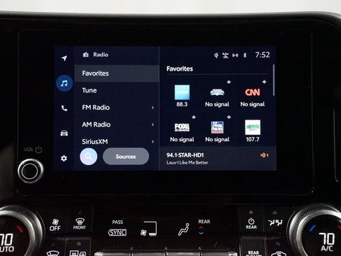 Certified 2025 Toyota Highlander XLE AWD/4WD image 18