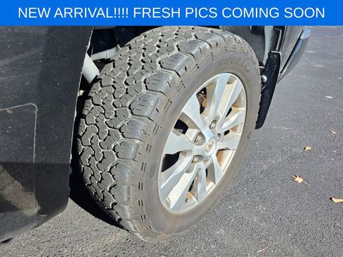 Used 2016 Toyota Tundra Limited image 7