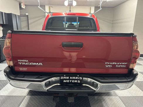Used 2005 Toyota Tacoma PreRunner image 10