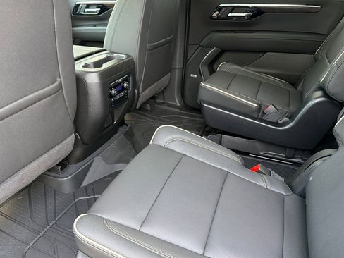 New 2026 Chevrolet Suburban Premier w/ Sun And Tow Package image 10