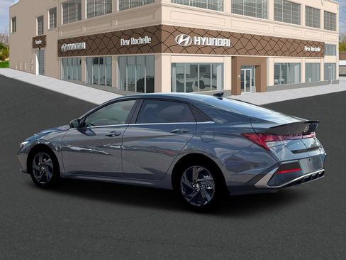 New 2026 Hyundai Elantra SEL Sport Premium image 4