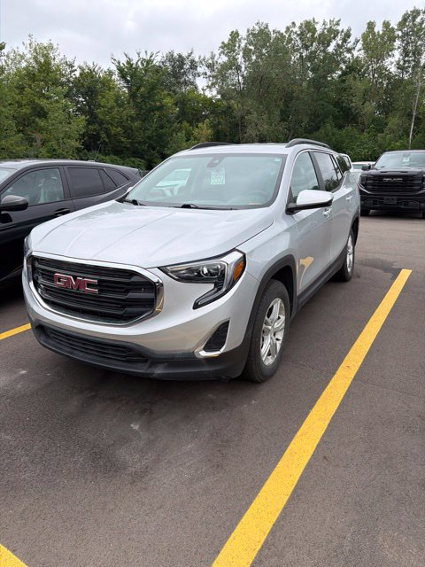 Used 2021 GMC Terrain SLE w/ Driver Convenience Package AWD/4WD image 1