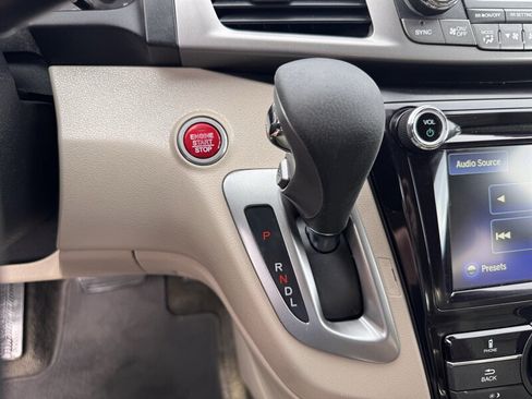 Used 2016 Honda Odyssey EX-L image 23