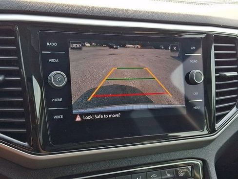 Certified 2022 Volkswagen Atlas SE w/ Panoramic Sunroof Package AWD/4WD image 24