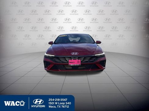 Used 2024 Hyundai Elantra SEL w/ Convenience Package image 2