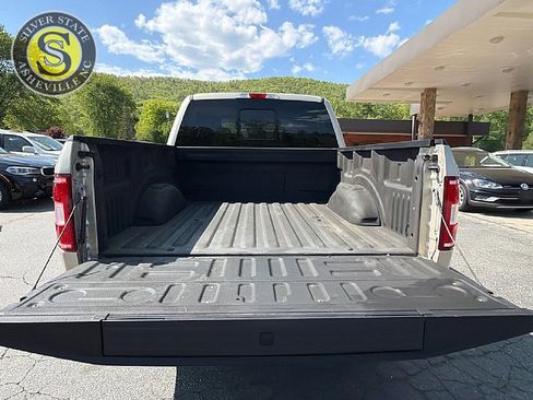 Used 2018 Ford F150 XLT w/ Equipment Group 302A Luxury RWD image 24