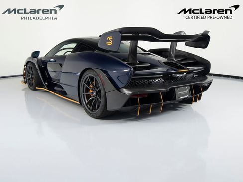 Used 2019 McLaren Senna RWD image 7