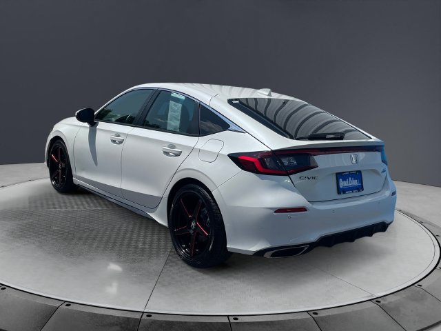 Used 2024 Honda Civic Sport Touring image 3