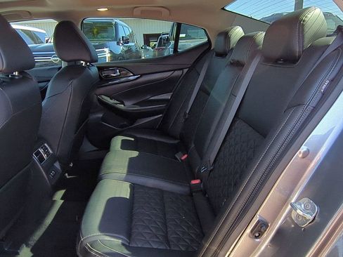 Certified 2022 Nissan Maxima Platinum w/ Sport Mat Group image 13