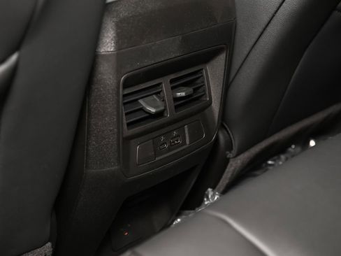 New 2026 Chevrolet Colorado LT w/ LT Convenience Package RWD image 32