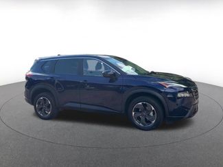 Used 2025 Nissan Rogue SV FWD video 2