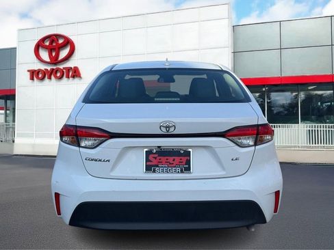 Used 2024 Toyota Corolla LE image 5