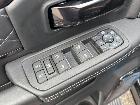 New 2026 RAM 2500 Limited image 12