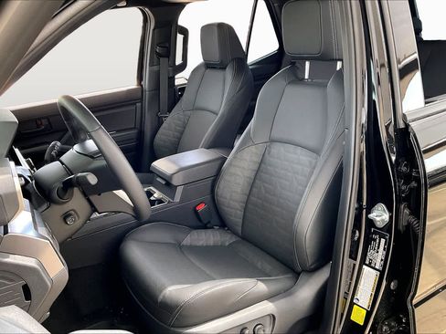 Used 2026 Toyota 4Runner TRD Off-Road Premium AWD/4WD image 8
