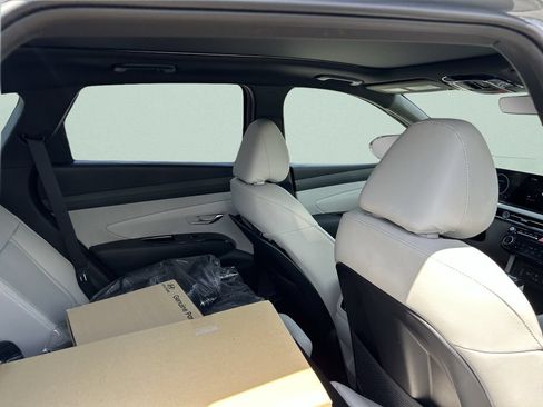 New 2026 Hyundai Tucson Limited FWD image 22