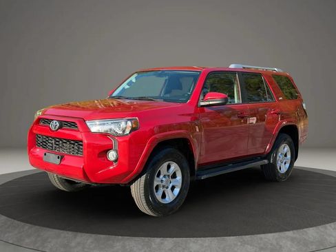 Used 2014 Toyota 4Runner SR5 AWD/4WD image 1