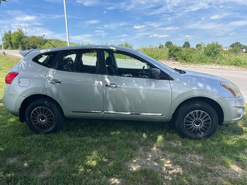 Used 2011 Nissan Rogue S AWD/4WD image 2