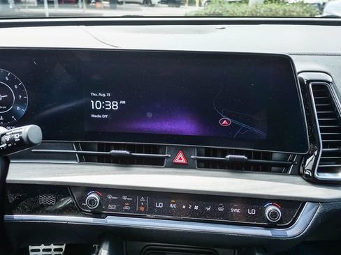 Certified 2025 Kia Sportage X-Pro AWD/4WD image 15