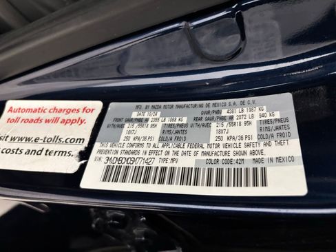 Certified 2025 MAZDA CX-30 AWD 2.5 S w/ Preferred Package image 28