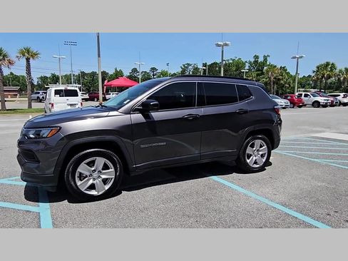 Used 2022 Jeep Compass Latitude image 22