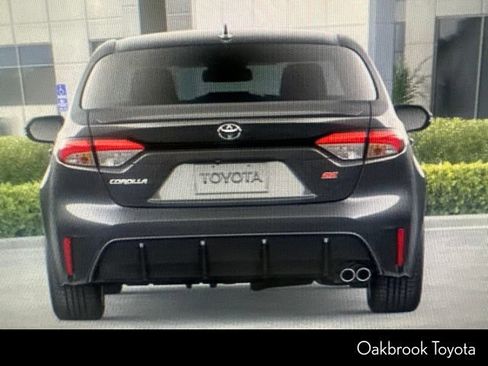 Used 2025 Toyota Corolla SE FWD image 6