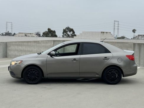 Used 2012 Kia Forte EX image 10