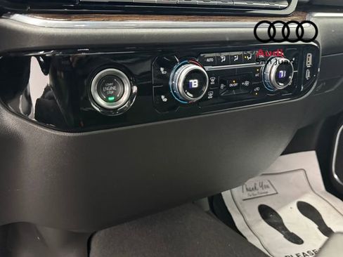 Used 2024 GMC Sierra 1500 Elevation image 30