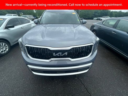 Certified 2025 Kia Telluride EX w/ EX Captain's Chair Package AWD/4WD image 1