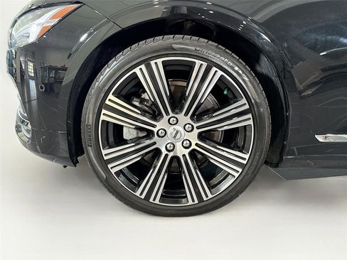 Used 2024 Volvo S90 B6 Ultimate AWD/4WD image 31