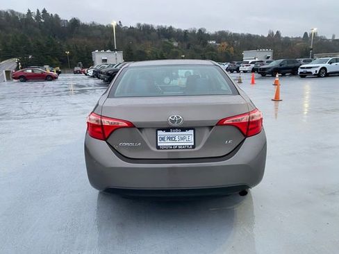 Used 2019 Toyota Corolla LE image 7