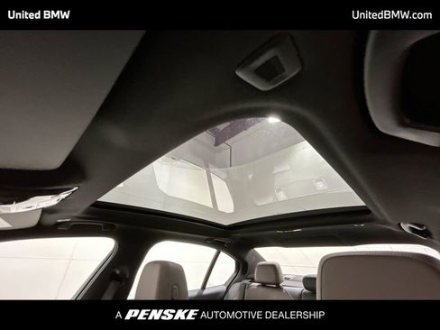 Used 2025 BMW 530i w/ Premium Package image 20