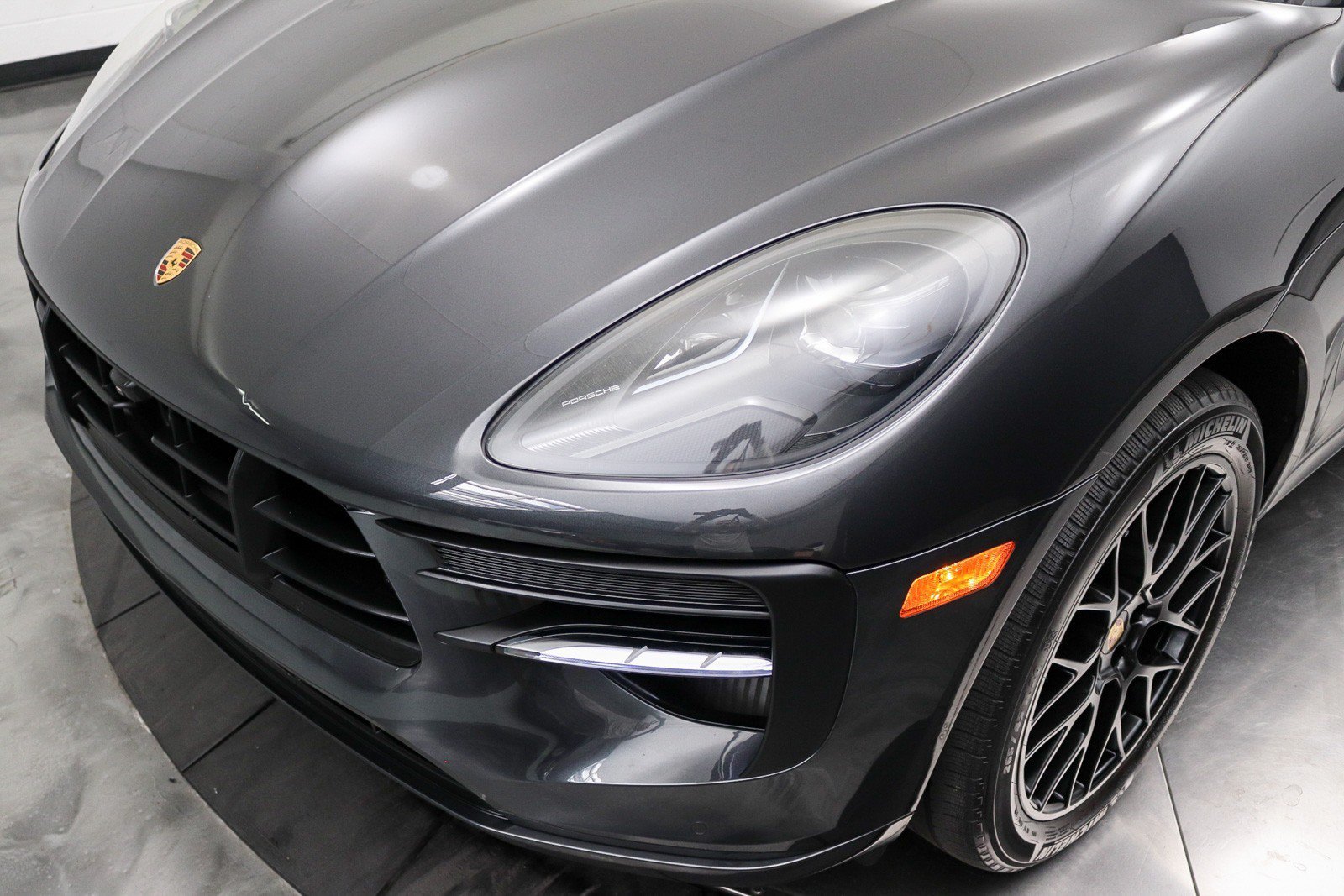 Used 2021 Porsche Macan GTS AWD/4WD image 11